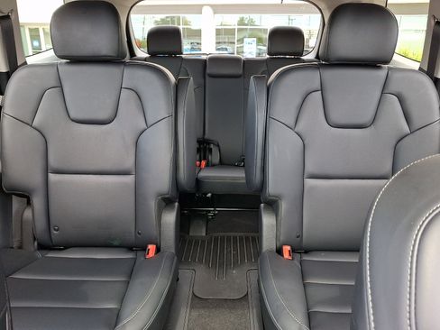 Used 2025 Kia Telluride S AWD/4WD image 18