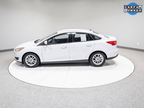Used 2018 Ford Focus SE image 29