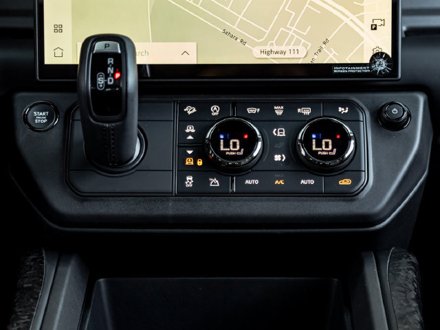 New 2026 Land Rover Defender 110 OCTA AWD/4WD image 24