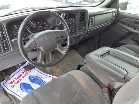 Used 2005 GMC Sierra 2500 SLE w/ Skid Plate Package image 14