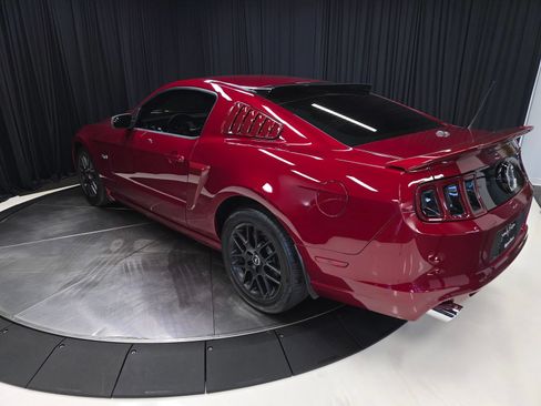 Used 2014 Ford Mustang GT Premium w/ Comfort Package RWD image 11