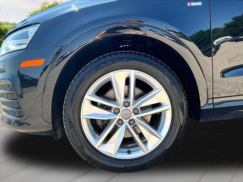 Used 2018 Audi Q3 2.0T Premium AWD/4WD image 9