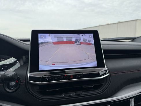 New 2026 Jeep Compass Trailhawk image 31