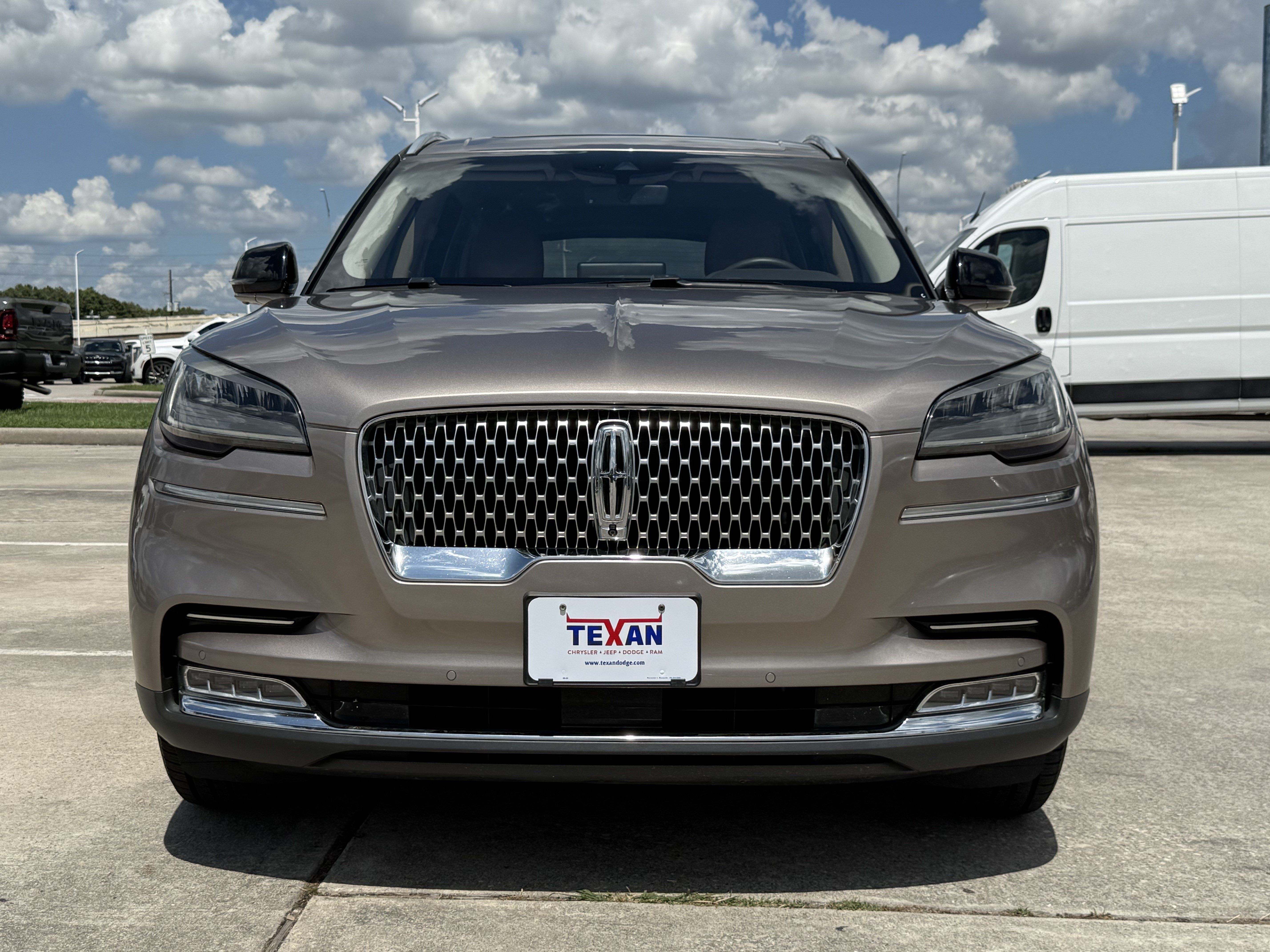 Used 2020 Lincoln Aviator Reserve w/ Equipment Group 201A AWD/4WD image 10