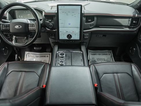 Used 2024 Ford Expedition Limited AWD/4WD image 29