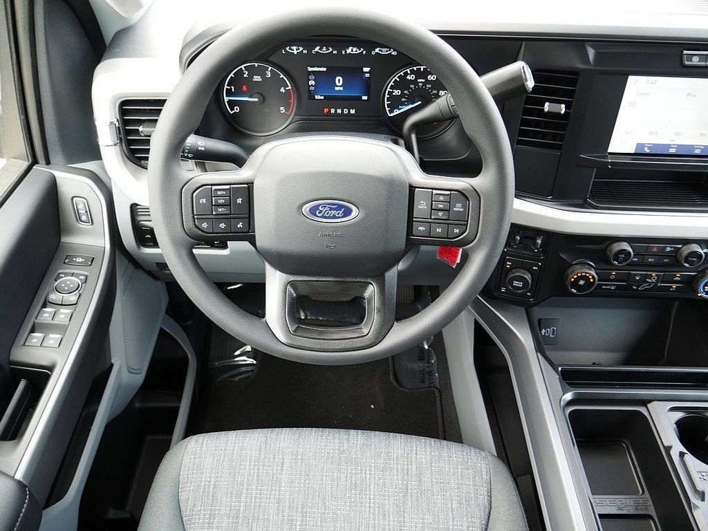 New 2026 Ford F350 XLT AWD/4WD image 18