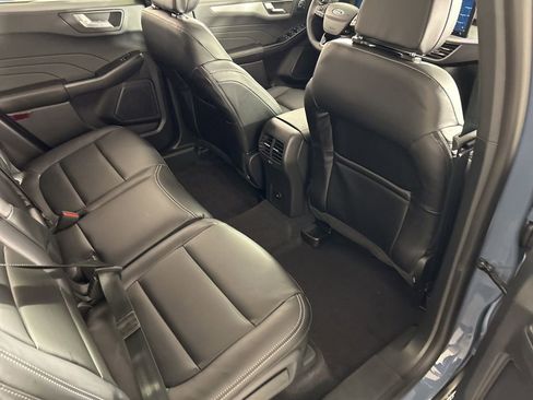 New 2026 Ford Escape Platinum image 28