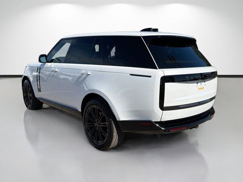 New 2026 Land Rover Range Rover SE image 3