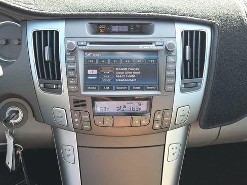 Used 2010 Hyundai Sonata Limited w/ Navigation Pkg 6 image 12