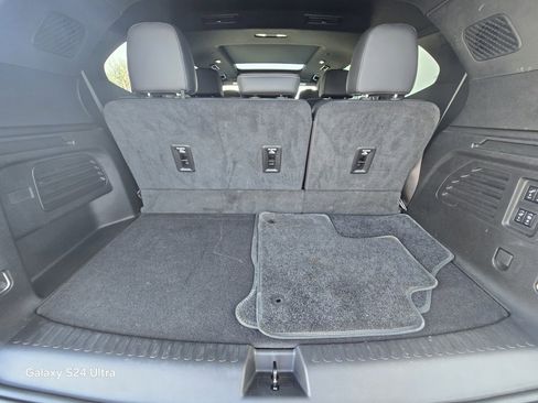 Used 2025 Buick Enclave Avenir w/ Trailering Package, 5000 lbs. image 32