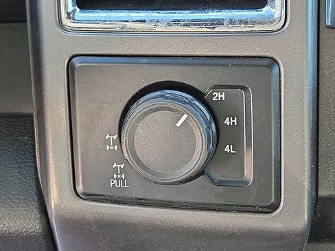 Used 2015 Ford F150 XLT w/ Equipment Group 302A Luxury image 25