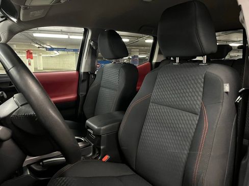Used 2023 Toyota Tacoma SR5 RWD image 16