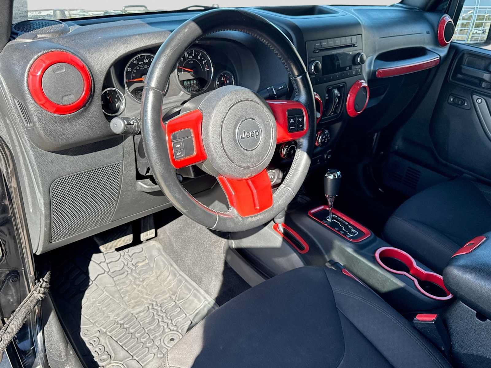Used 2017 Jeep Wrangler Unlimited Sport w/ Quick Order Package 24S AWD/4WD image 2