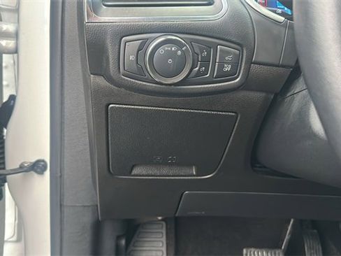 Used 2020 Ford Edge Titanium w/ Equipment Group 301A image 19