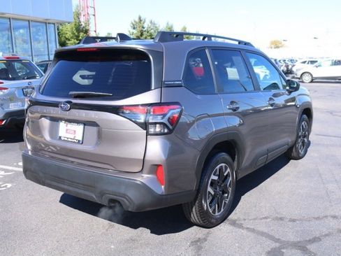 Certified 2025 Subaru Forester Premium image 3