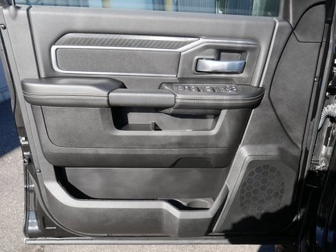 Used 2025 RAM 2500 Big Horn image 10