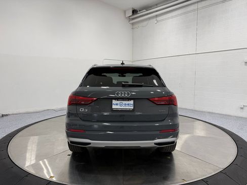 Used 2020 Audi Q3 2.0T Premium w/ Convenience Package AWD/4WD image 6