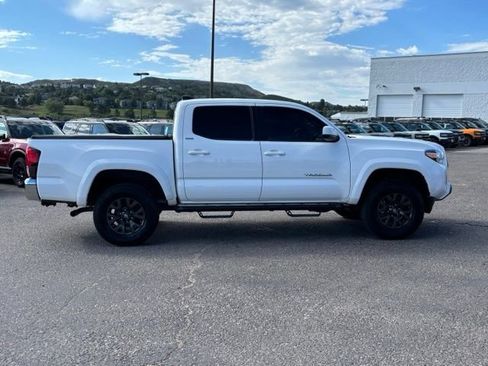 Used 2021 Toyota Tacoma SR5 RWD image 6