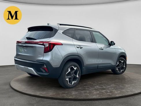 Used 2024 Kia Seltos EX AWD/4WD image 5