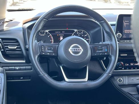 Used 2021 Nissan Rogue SL image 8