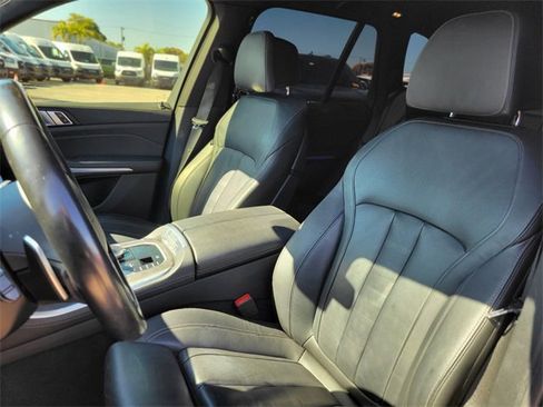 Used 2022 BMW X5 sDrive40i w/ M Sport Package image 19