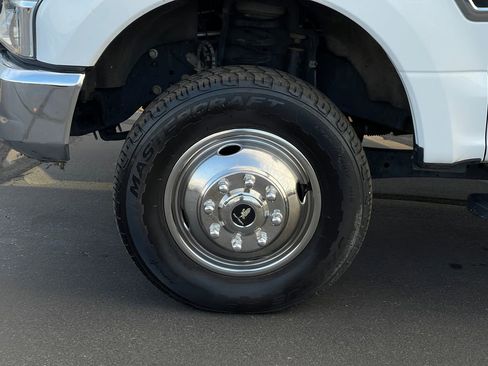 Used 2020 Ford F350 XLT image 31