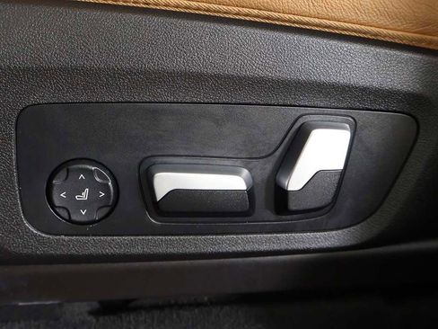 Used 2022 BMW X4 xDrive30i AWD/4WD image 37