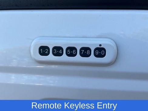 Used 2022 Ford Bronco Wildtrak image 7