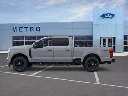 New 2026 Ford F350 Lariat w/ Black Appearance Package