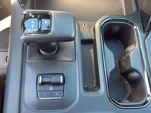 Used 2023 GMC Sierra 1500 AT4 w/ AT4 Premium Package image 30