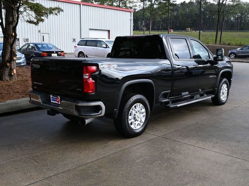 Used 2022 Chevrolet Silverado 2500 LTZ w/ Snow Plow Prep/Camper Package image 25