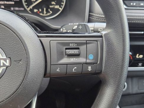 Used 2023 Nissan Rogue SV image 26