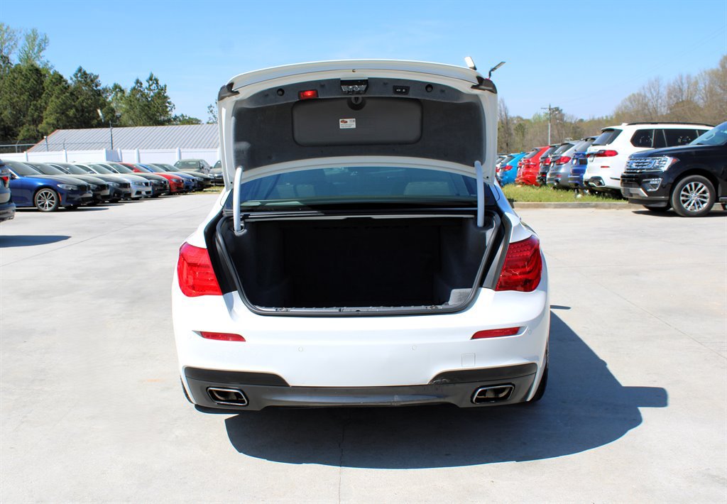 Used 2012 BMW 750Li RWD image 36