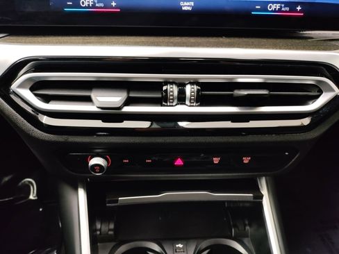 Used 2023 BMW 330i 330i w/ Driving Assistance Package image 18