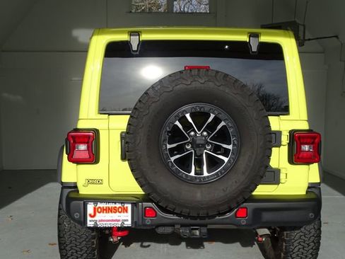 Certified 2024 Jeep Wrangler Unlimited Rubicon image 21