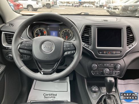 Used 2023 Jeep Cherokee Altitude Lux image 16