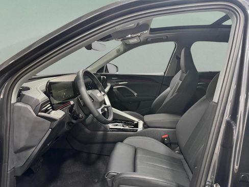 New 2025 Audi Q5 Premium Plus image 28