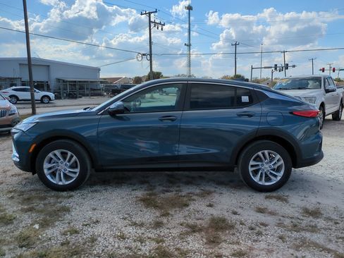 New 2026 Buick Envista Preferred image 7