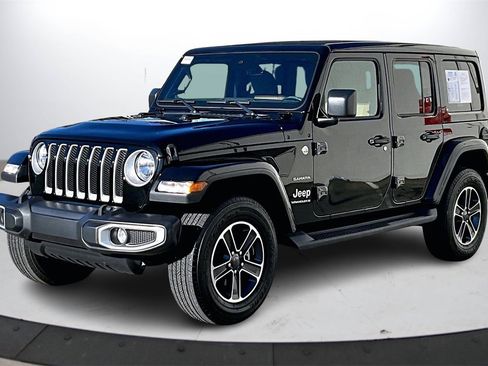 Certified 2023 Jeep Wrangler Sahara w/ Safety Group image 4