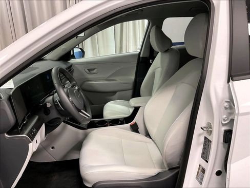 Used 2024 Hyundai Kona SEL image 10