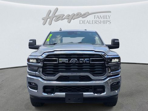 Used 2026 RAM 2500 Big Horn AWD/4WD image 11