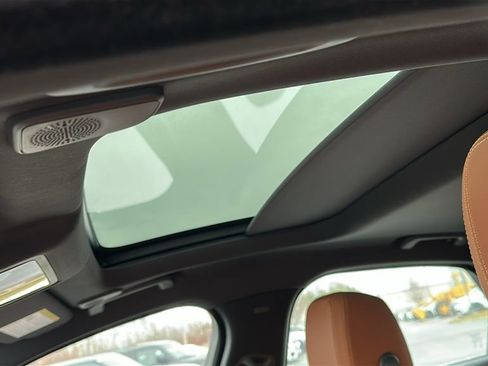 New 2024 Jaguar XF R-Dynamic SE image 10