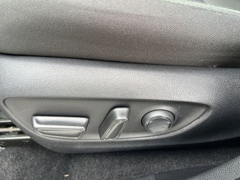 Used 2022 Toyota RAV4 XLE image 21