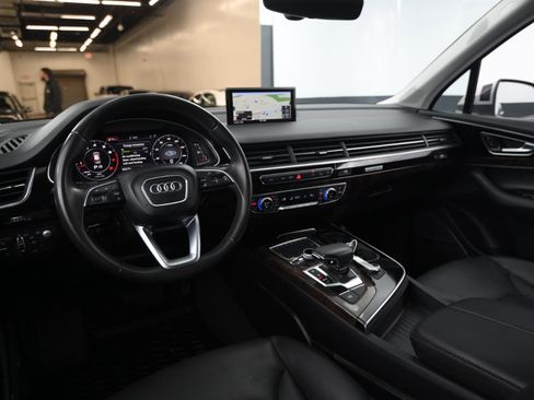 Used 2018 Audi Q7 3.0T Prestige image 29