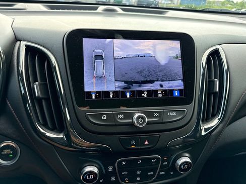 Used 2023 Chevrolet Equinox RS AWD/4WD image 15