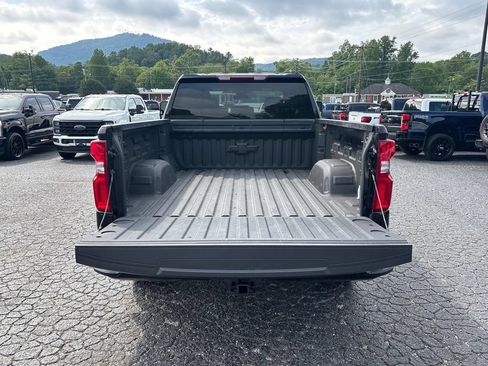 Used 2024 Chevrolet Silverado 1500 RST w/ Protection Package AWD/4WD image 7