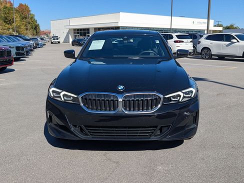 Used 2025 BMW 330i Sedan w/ Premium Package image 8