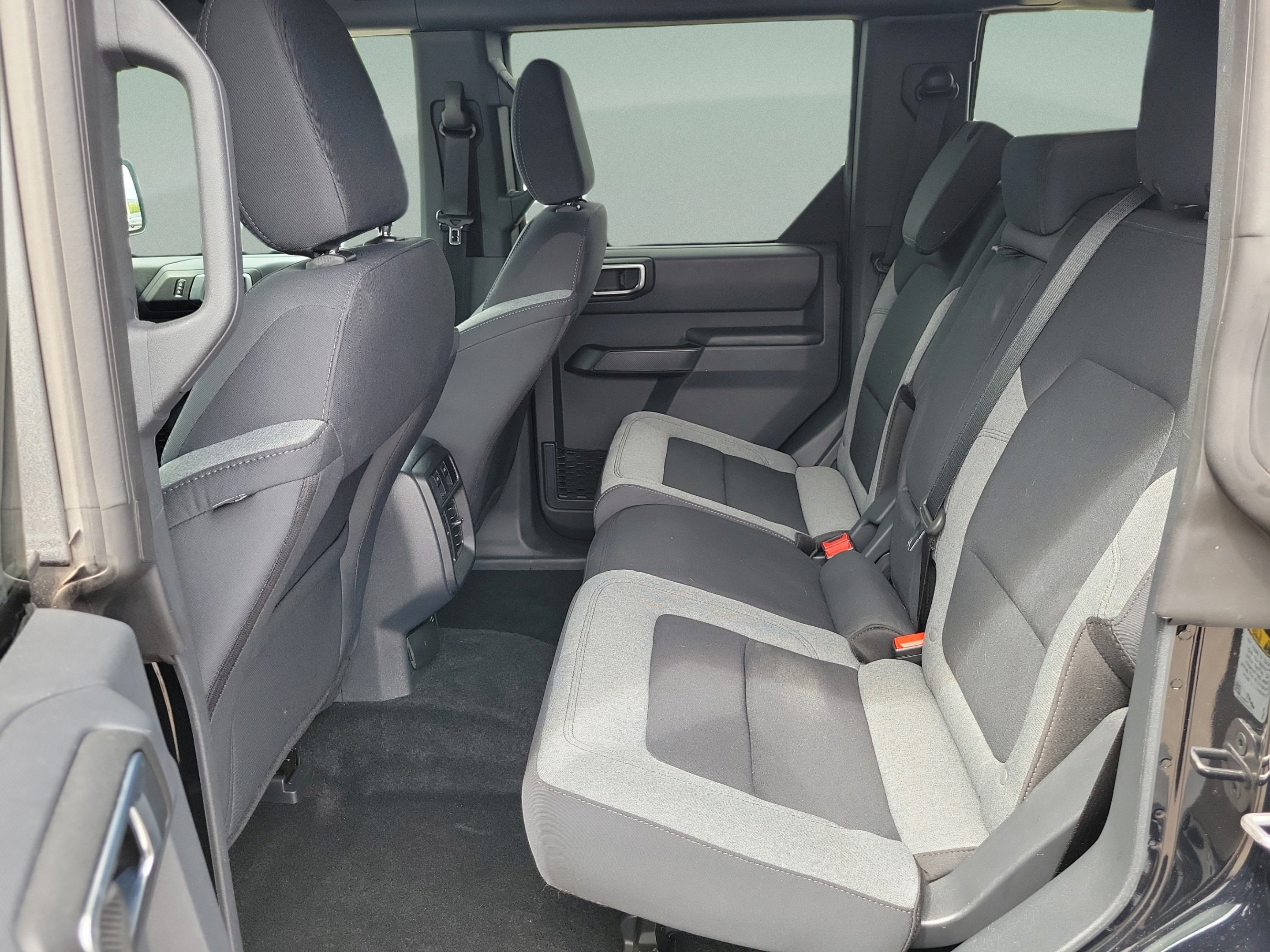 Used 2025 Ford Bronco Big Bend AWD/4WD image 9