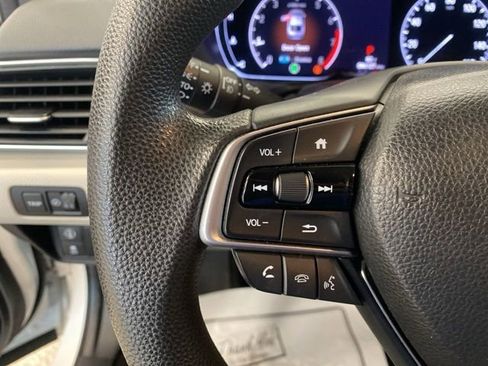 Used 2018 Honda Accord EX image 13