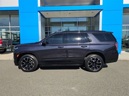 Used 2022 Chevrolet Tahoe RST w/ Luxury Package image 4